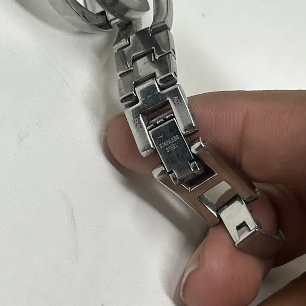 Movado Amorosa Watch 84 E4 1842 Stainless Water Resistant Saphhire Crystal